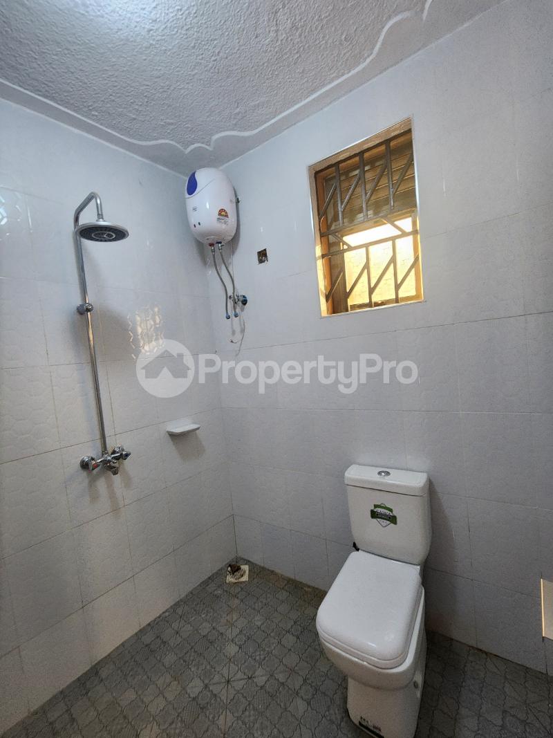 3 bedroom Apartment for rent Lukuli road Makindye Kampala Central - 5