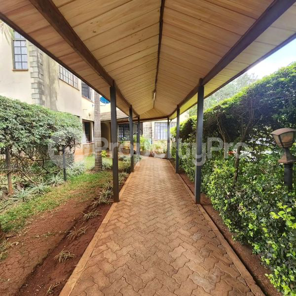 3 bedroom Flat&Apartment for sale Lavington Nairobi