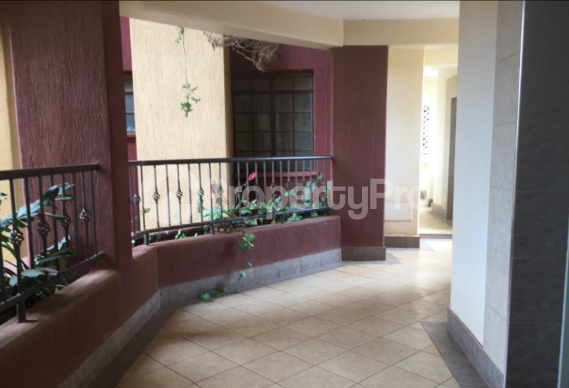 3 bedroom Flat&Apartment for rent Next to Gertrude Clinic Ruaka Town