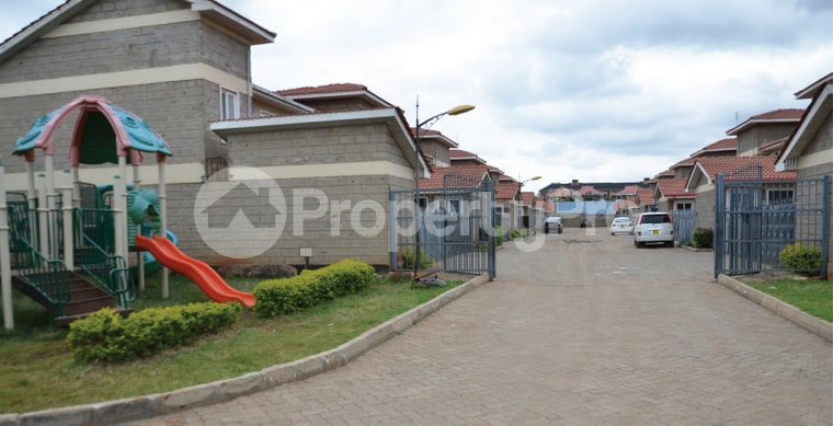 3 bedroom Flat&Apartment for sale Mlolongo Nairobi