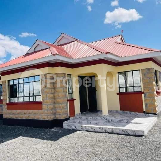3 bedroom Bungalow Houses for sale Kitengela, Athi RIver Machakos