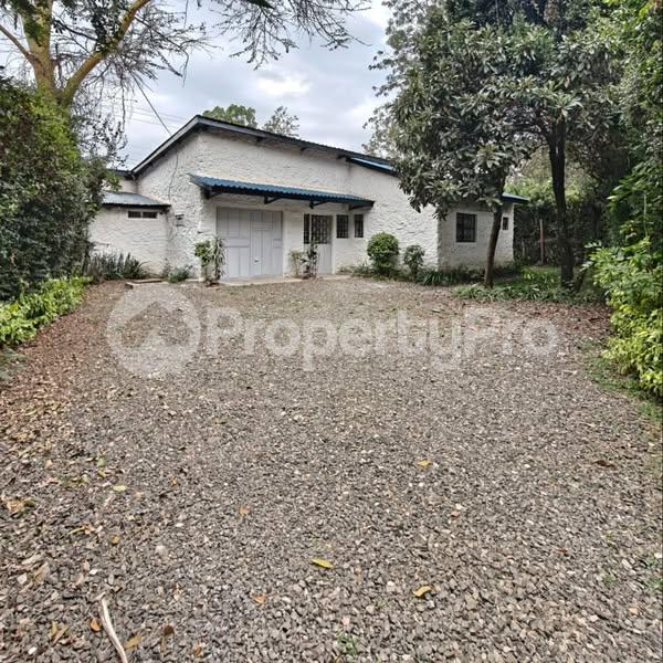 3 bedroom Bungalow Houses for rent Karen Nairobi