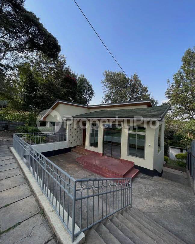 3 bedroom Bungalow Houses for rent Kerarapon Nairobi