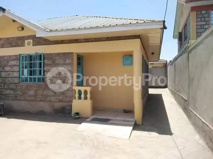3 bedroom Bungalow Houses for rent Membley Ruiru