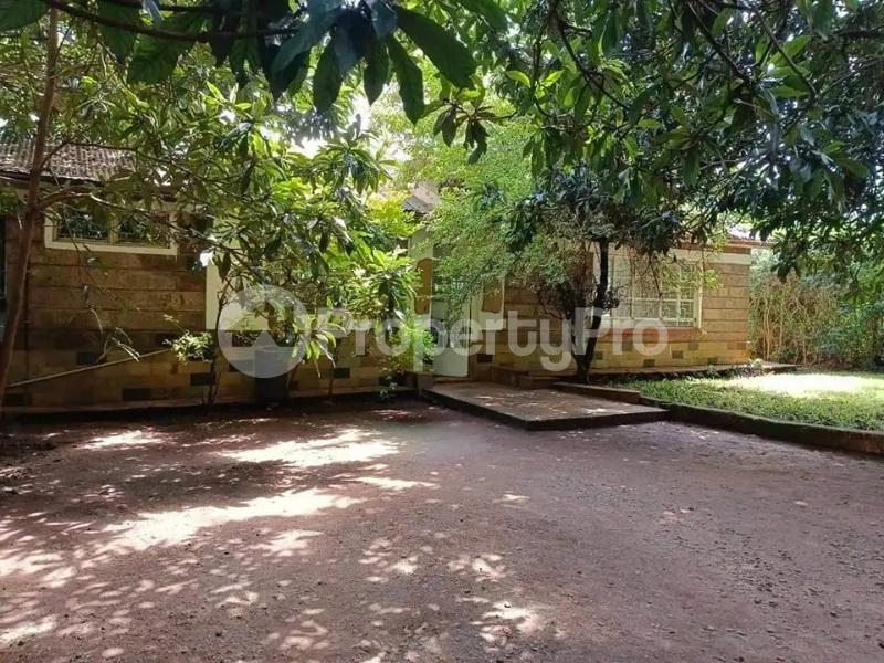 3 bedroom Bungalow Houses for rent Karen Nairobi