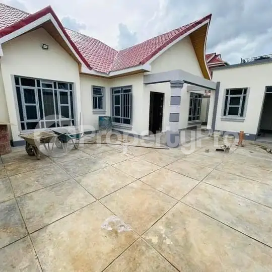 3 bedroom Bungalow Houses for sale Ruiru Kiambu