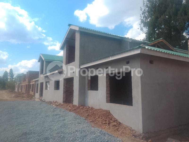 3 bedroom Complexes Garden Flat for sale 5 Woodhall road, Marlborough Harare West Harare - 8