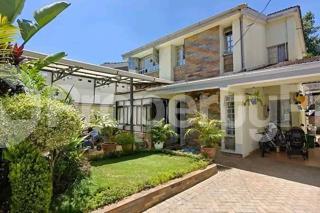 Houses for sale Langata Nairobi