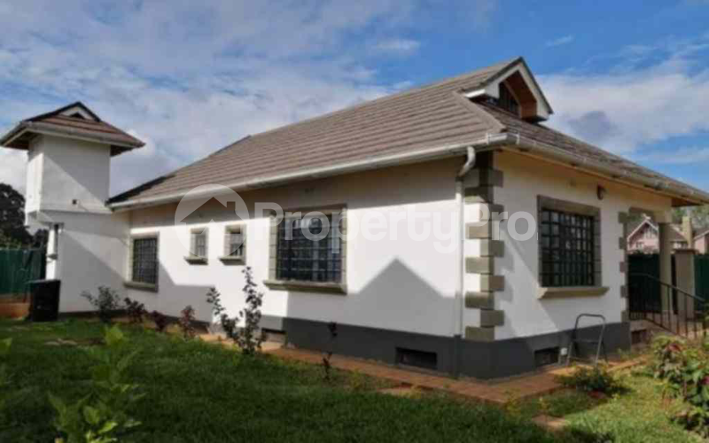 3 bedroom Houses for rent Runda Nairobi - 0
