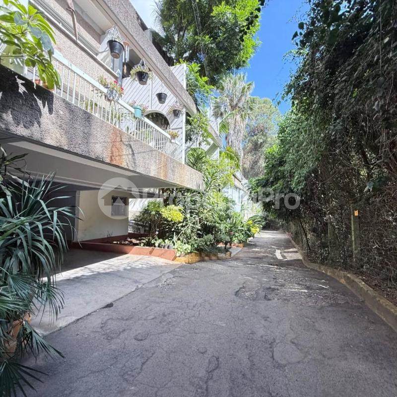 3 bedroom Townhouses Houses for rent Lavington Nairobi