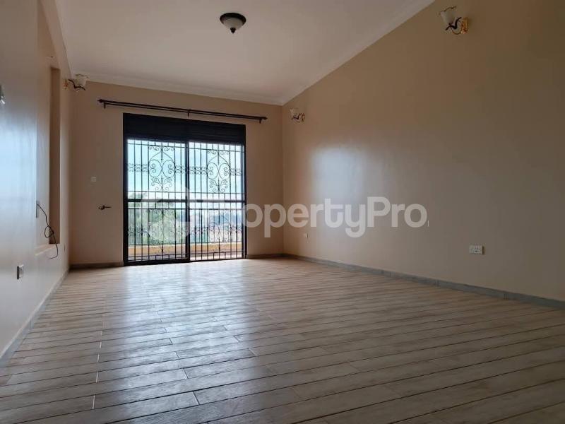 3 bedroom Apartment Block Apartment for rent Kira road Kira Wakiso Central - 2