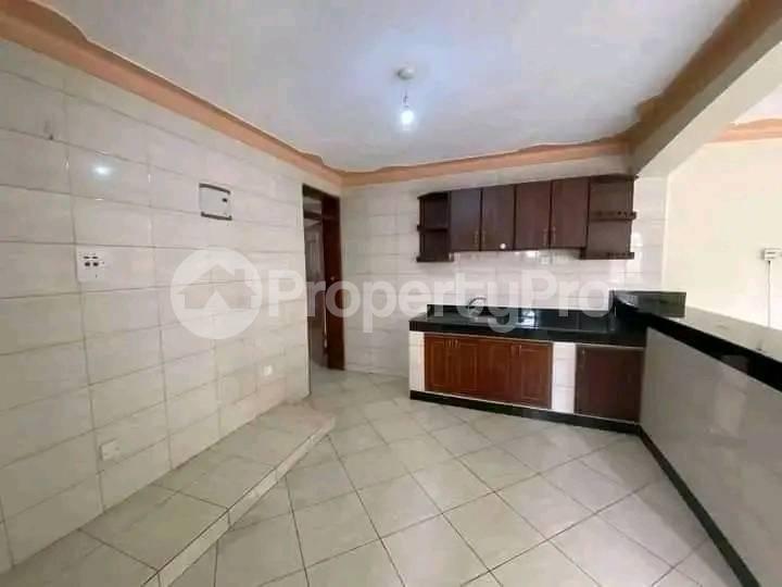 3 bedroom Apartment Block Apartment for rent Kulambilo road Kampala Central - 3