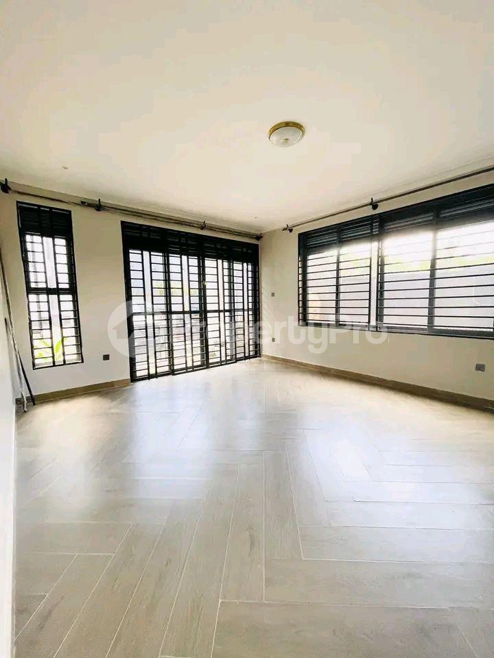 3 bedroom Apartment Block Apartment for rent Naalya road Kampala Central - 0