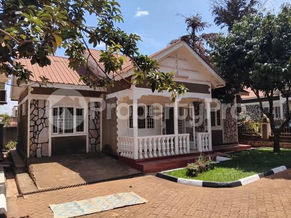 3 bedroom Bungalow Apartment for rent Najjera road Kisaasi Kampala Central - 8