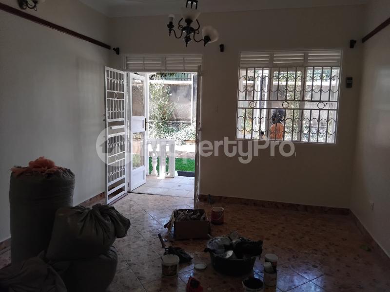 3 bedroom Bungalow Apartment for rent Najjera road Kisaasi Kampala Central - 5