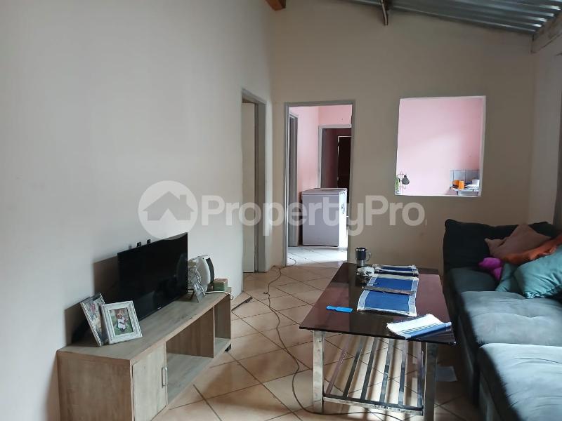 3 bedroom Houses for sale Emgwanwini , Bulawayo  Emganwini Bulawayo High-Density Bulawayo - 1