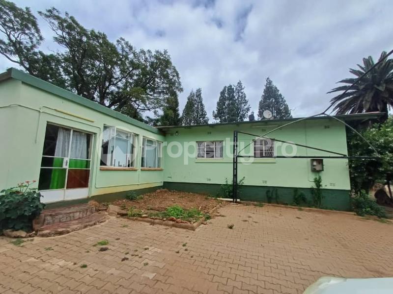 3 bedroom Houses for sale ZITF & Matopos Road, Bulawayo Famona Bulawayo South Bulawayo - 8