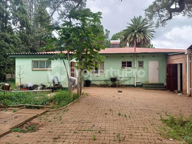 3 bedroom Houses for sale ZITF & Matopos Road, Bulawayo Famona Bulawayo South Bulawayo - 9