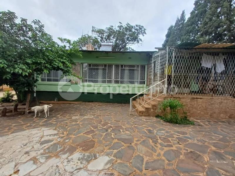 3 bedroom Houses for sale ZITF & Matopos Road, Bulawayo Famona Bulawayo South Bulawayo - 7