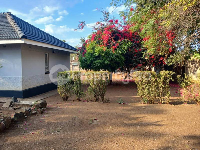 3 bedroom Houses for sale Kenilworth Suburb, Close to Sauerstown Police Station , Bulawayo  Northend Bulawayo North Bulawayo - 4
