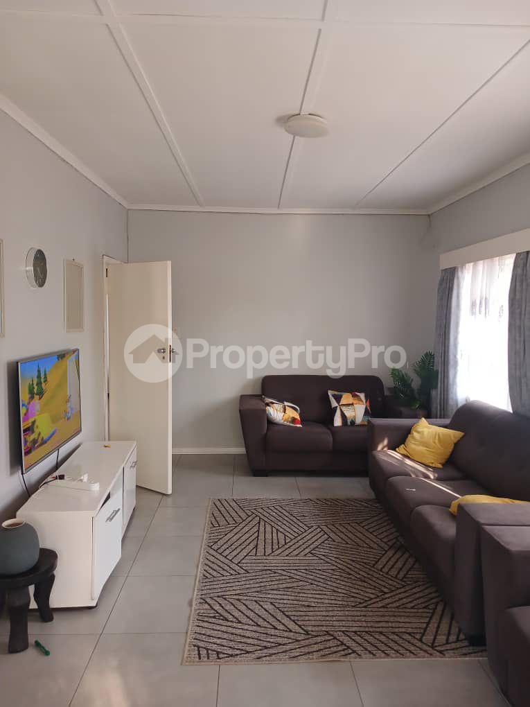 3 bedroom Houses for sale Kenilworth Suburb, Close to Sauerstown Police Station , Bulawayo  Northend Bulawayo North Bulawayo - 5