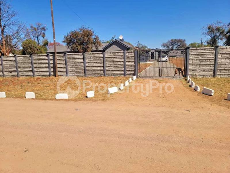 3 bedroom Houses for sale Killarney Bulawayo Killarney Bulawayo East Bulawayo - 0