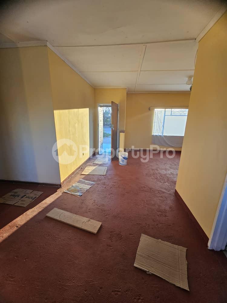 3 bedroom Houses for sale Luveve 4 , Behind Police Luveve Bulawayo High-Density Bulawayo - 8
