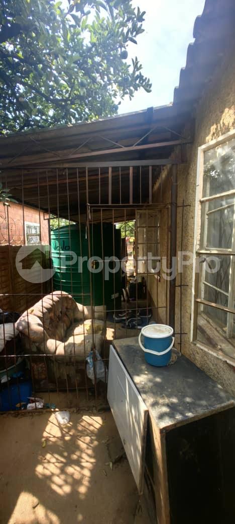 3 bedroom Houses for sale Nkulumane 5, Bulawayo Nkulumane Bulawayo High-Density Bulawayo - 0