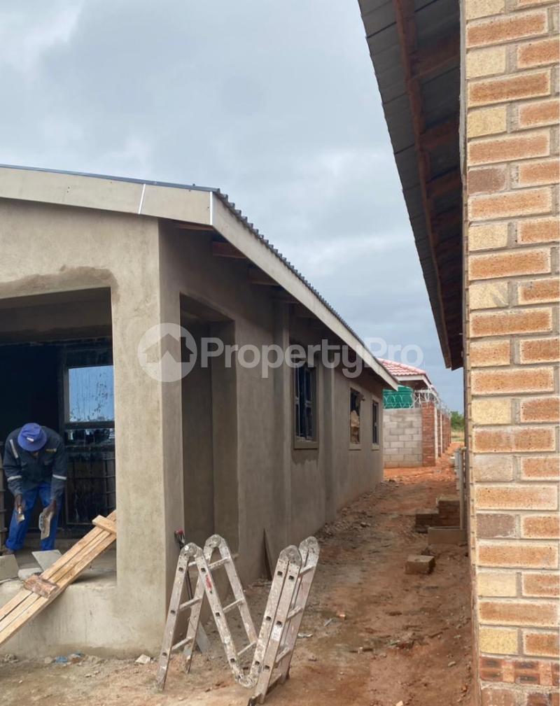 3 bedroom Houses for sale Nkulumane , Near Complex , Bulawayo  Nkulumane Bulawayo High-Density Bulawayo - 1