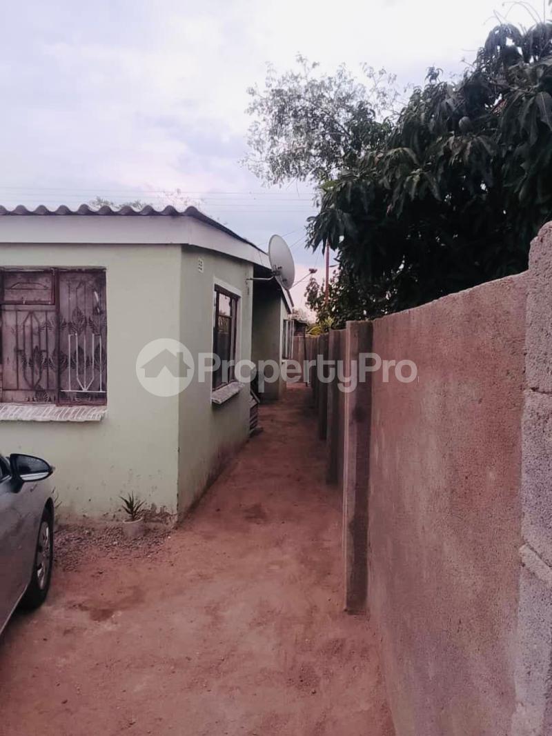 3 bedroom Houses for sale Old Magwegwe , Bulawayo  Magwegwe Bulawayo High-Density Bulawayo - 1