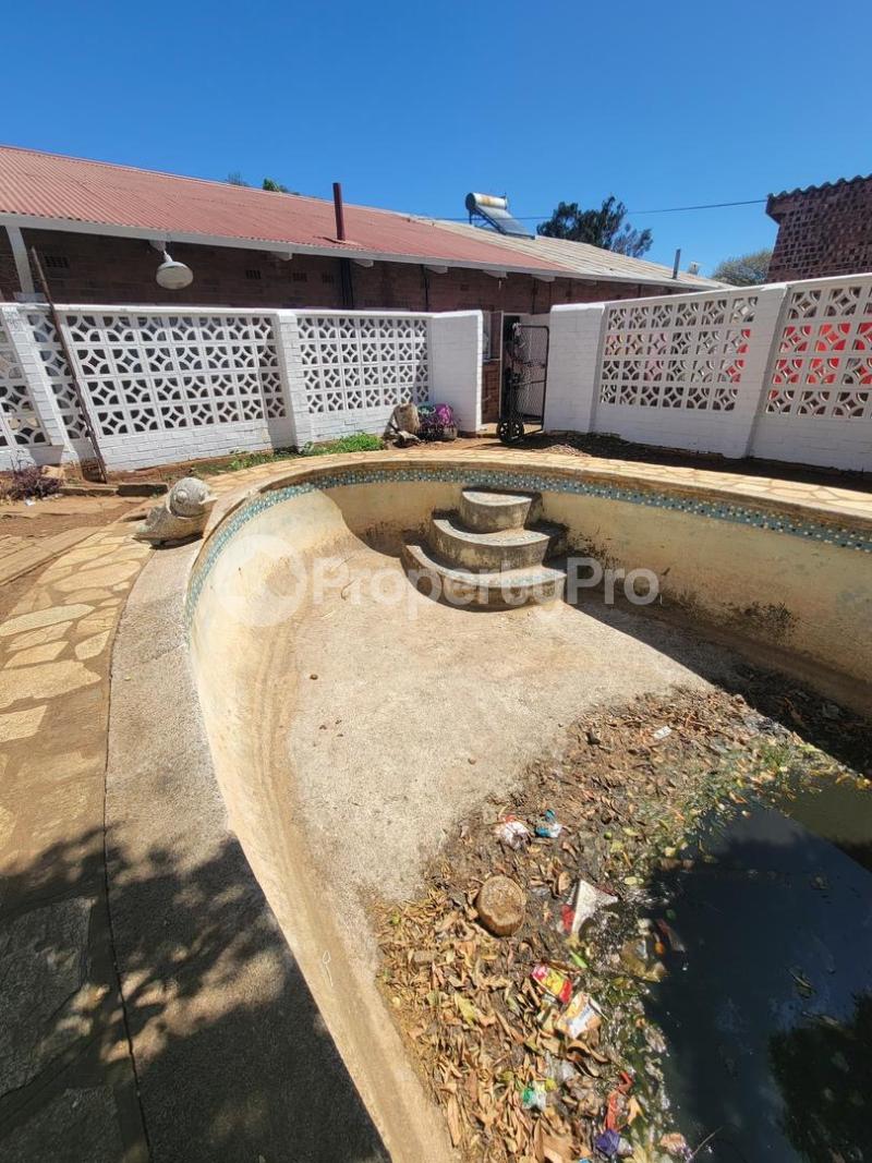 3 bedroom Houses for sale Paddonhurst , Bulawayo  Selbourne Park Bulawayo East Bulawayo - 0