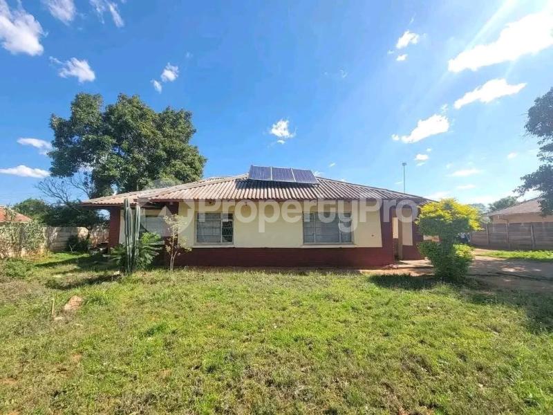 3 bedroom Houses for sale Queenspark West Bulawayo Northend Bulawayo North Bulawayo - 1