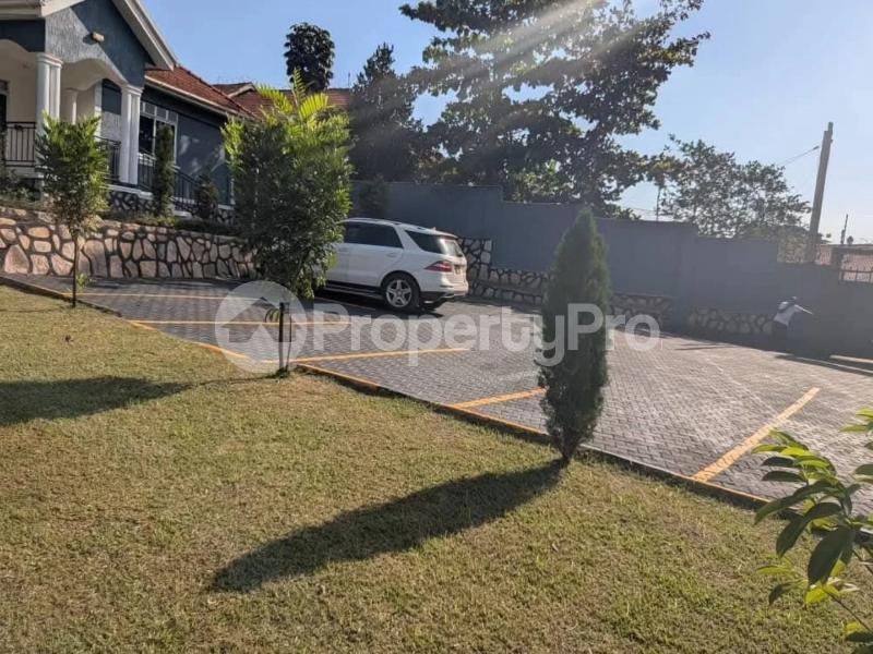 3 bedroom Bungalow Apartment for rent Bukoto road Bukoto Kampala Central - 5