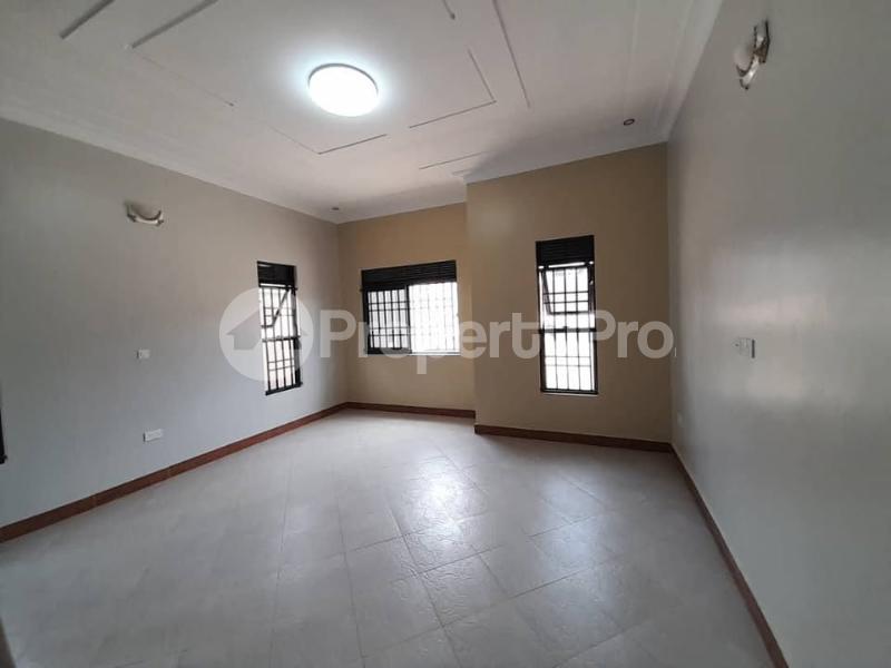 3 bedroom Bungalow Apartment for rent Kampala Central - 1