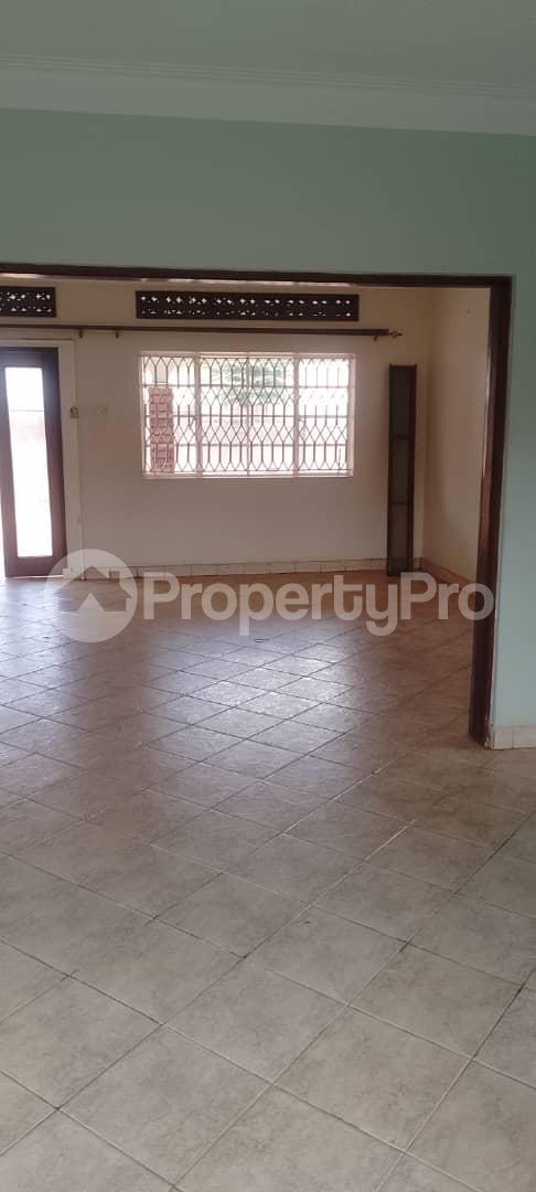 3 bedroom Bungalow Apartment for rent Kyebando mawanda road  Kyebando Kampala Central - 3