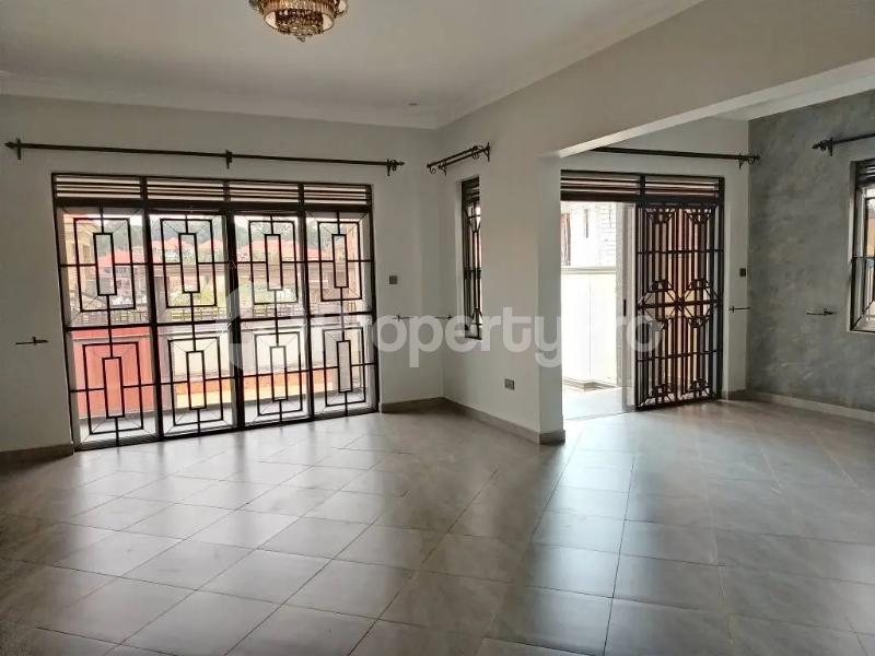 3 bedroom Bungalow Apartment for sale Kira mamerito road  Kira Wakiso Central - 1