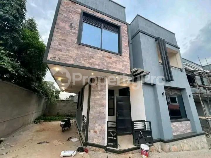3 bedroom Bungalow Apartment for sale Kulabilo Kungu Bulambiro Kampala Central - 0