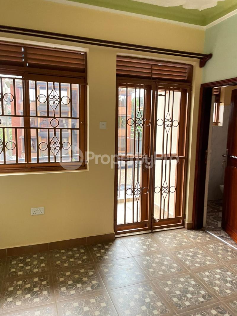 3 bedroom Apartment Block Apartment for rent Kumunana lutete after Kubuzi gayaza road  Gayaza Wakiso Central - 1