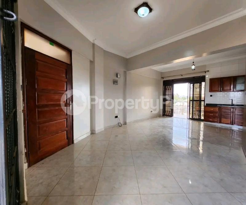 3 bedroom Apartment Block Apartment for rent Kungu kulabilo  Bulambiro Kampala Central - 8