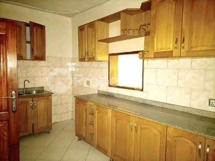 3 bedroom Apartment Block Apartment for rent Kamokya mawanda road  Mulago Kampala Central - 1