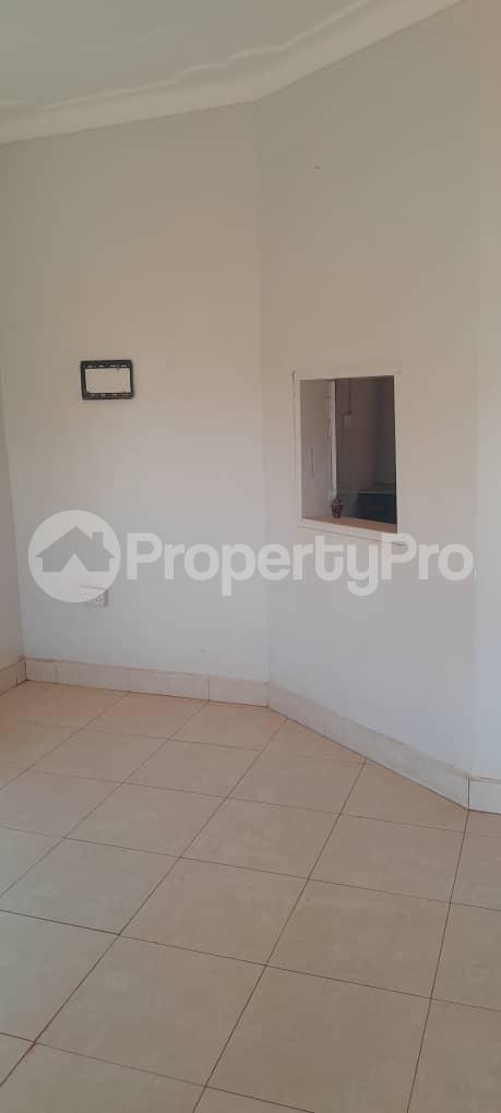 3 bedroom Bungalow Apartment for rent Kungu kulabilo road  Bulambiro Kampala Central - 3