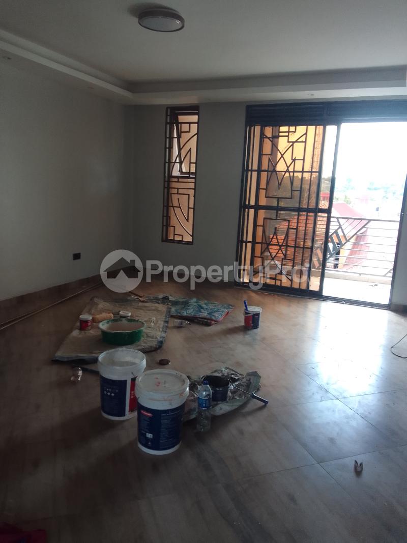 3 bedroom Apartment Block Apartment for rent Bahai road  Kyebando Kampala Central - 1
