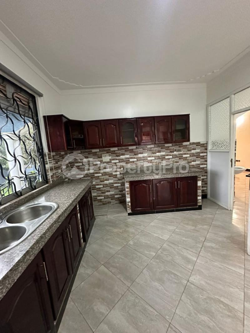 3 bedroom Bungalow Apartment for rent Bukoto mukalazi Bukoto Kampala Central - 10