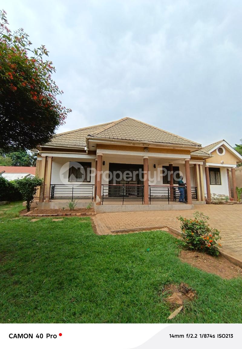 3 bedroom Bungalow Apartment for rent Gayaza road  Gayaza Wakiso Central - 1