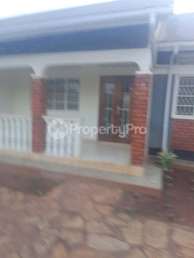 3 bedroom Bungalow Apartment for rent Kyebando mawanda  Kyebando Kampala Central - 0