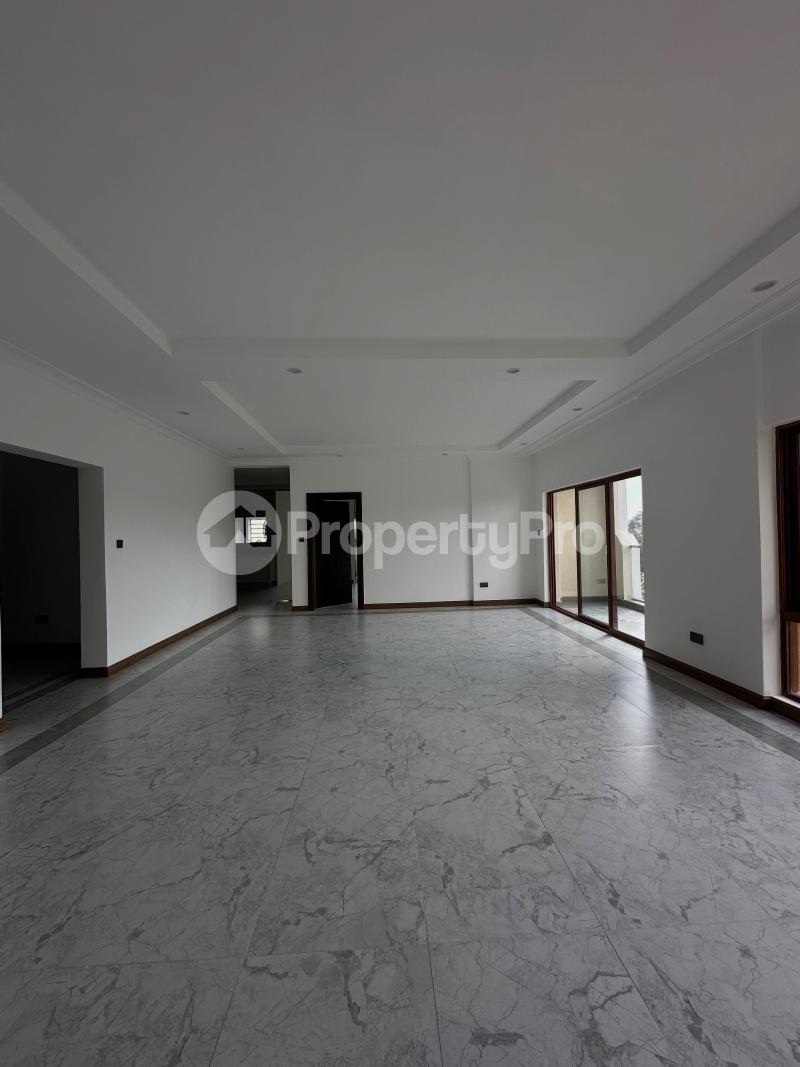 3 bedroom Flat&Apartment for rent Mandera road Kileleshwa Nairobi