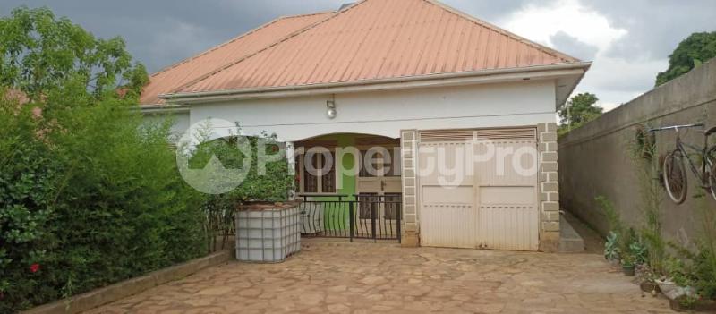 3 bedroom Villa for sale Seeta namilyango road  Goma Mukono Central - 6