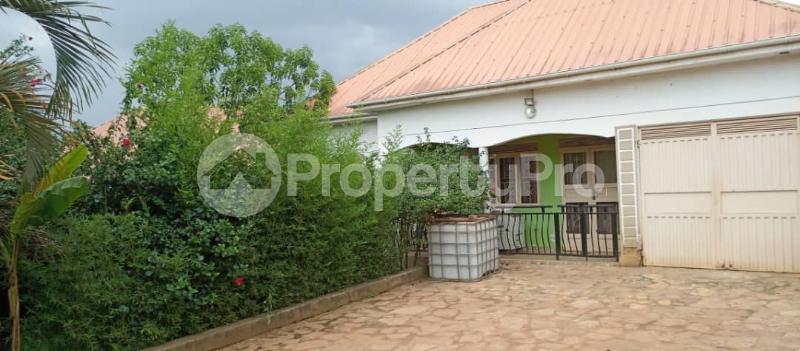 3 bedroom Villa for sale Seeta namilyango road  Goma Mukono Central - 10