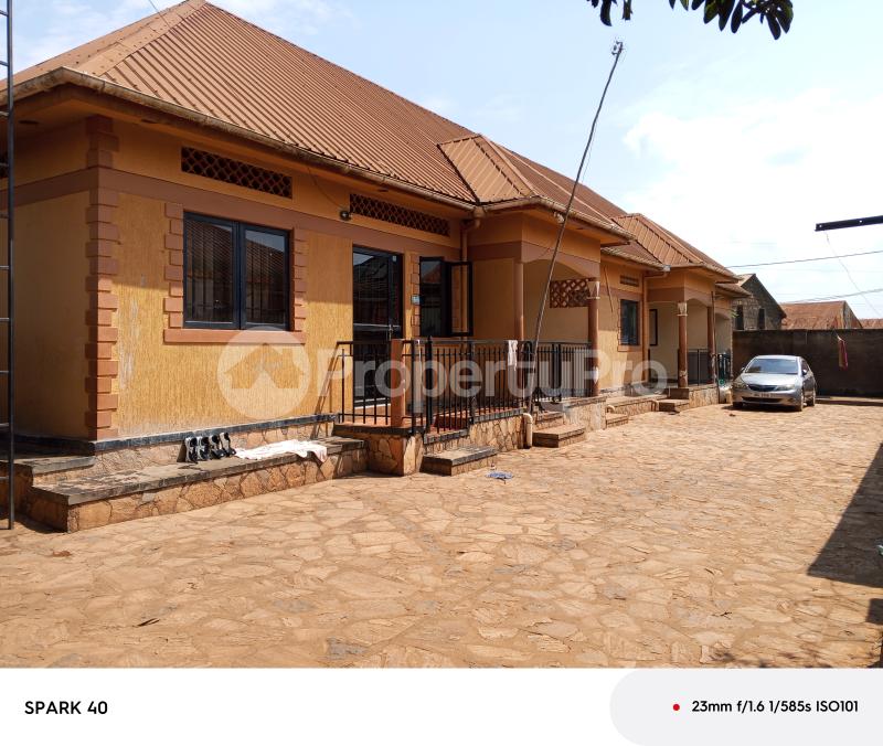 2 bedroom Apartment Block Apartment for sale Bweyogerere kiwanga  Kira Wakiso Central - 5