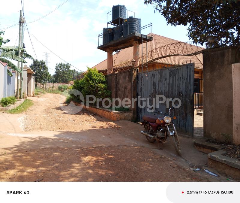 2 bedroom Apartment Block Apartment for sale Bweyogerere kiwanga  Kira Wakiso Central - 0